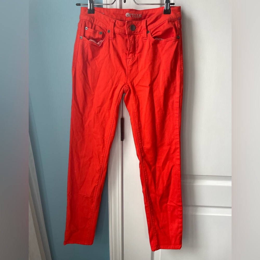 Women’s orange jeans size 26